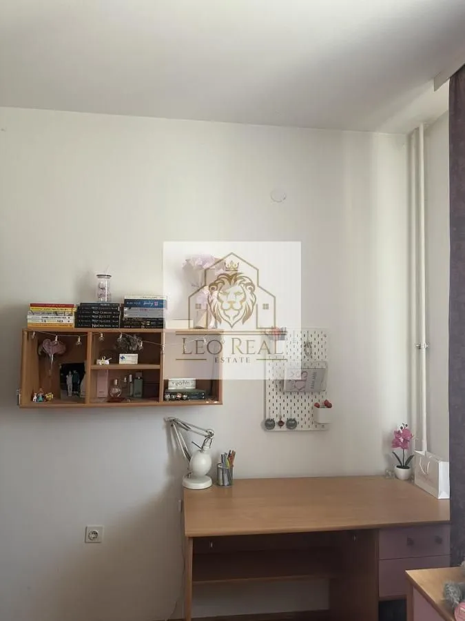 Prodaja, kuća, 400m², Surčin, Beograd