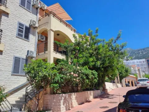 Prodaja, jednosoban stan, 39m², Bečići, Budva - image 1