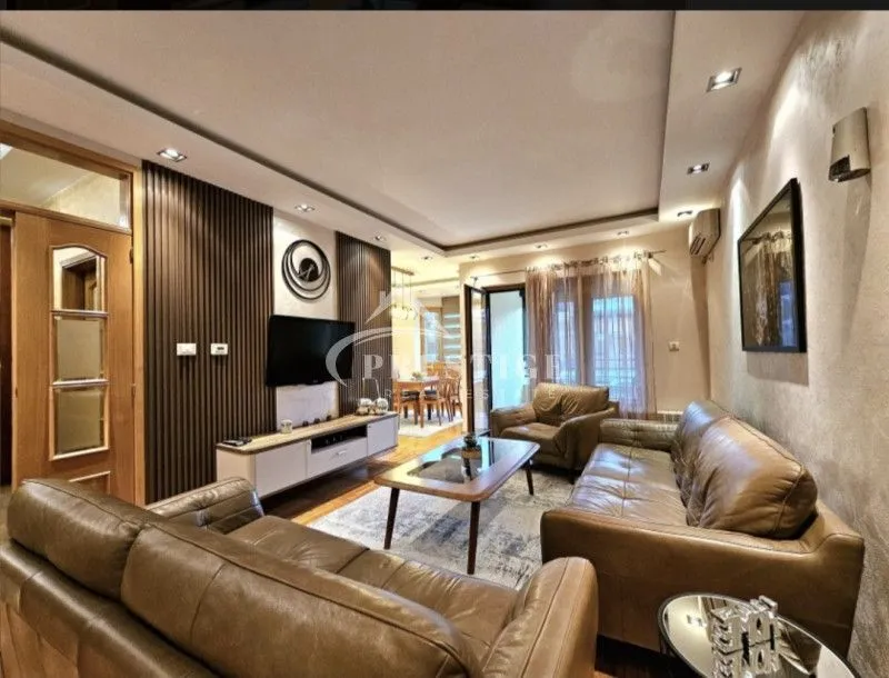 Prodaja, trosoban stan, 109m², Preko Morače, Podgorica