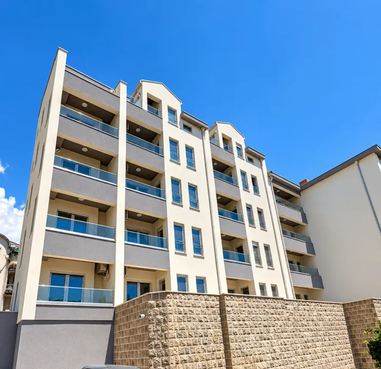 Sale, one bedroom apartment, 42m², Podkošljun, Budva