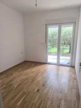 Rent, one bedroom apartment, 42m², Zagorič, Podgorica - image 5