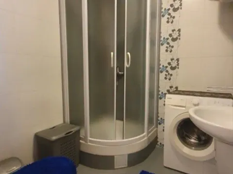 Izdavanje, dvosoban stan, 65m², Stari Aerodrom, Podgorica - image 9