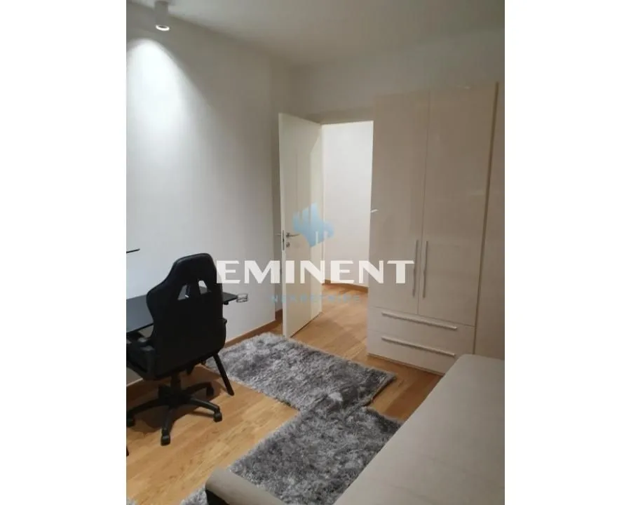 Rent, four bedroom apartment, 105m², Novi Beograd Blok 65, Novi Beograd Sve Podlokacije