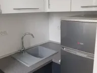 Izdavanje, trosoban stan, 80m², Centar, Novi Sad - image 14