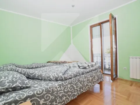 Rent, five bedroom apartment, 120m², Zlatica, Podgorica - image 4