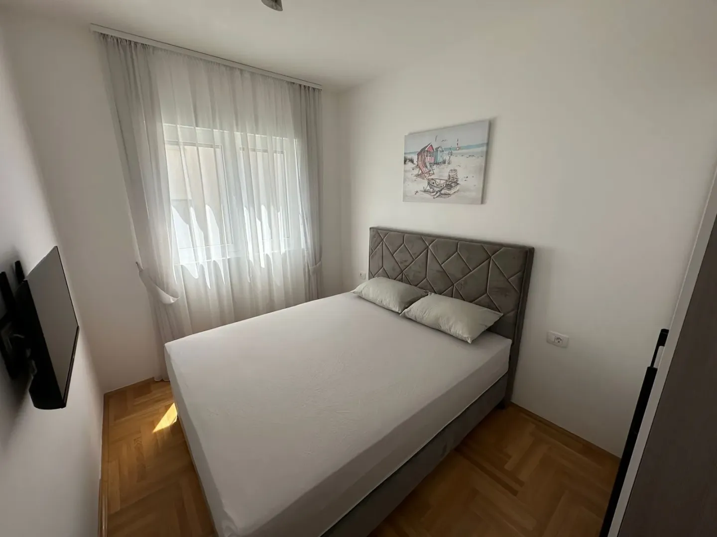 Rent, four bedroom apartment, 129m², Bečići, Budva