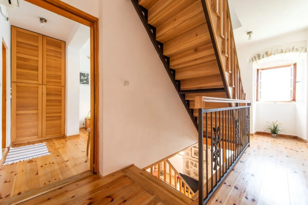 Sale, house, 168m², Prčanj, Kotor