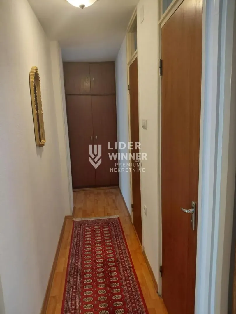 Prodaja, trosoban stan, 79m², Novi Beograd Blok 29, Novi Beograd Sve Podlokacije