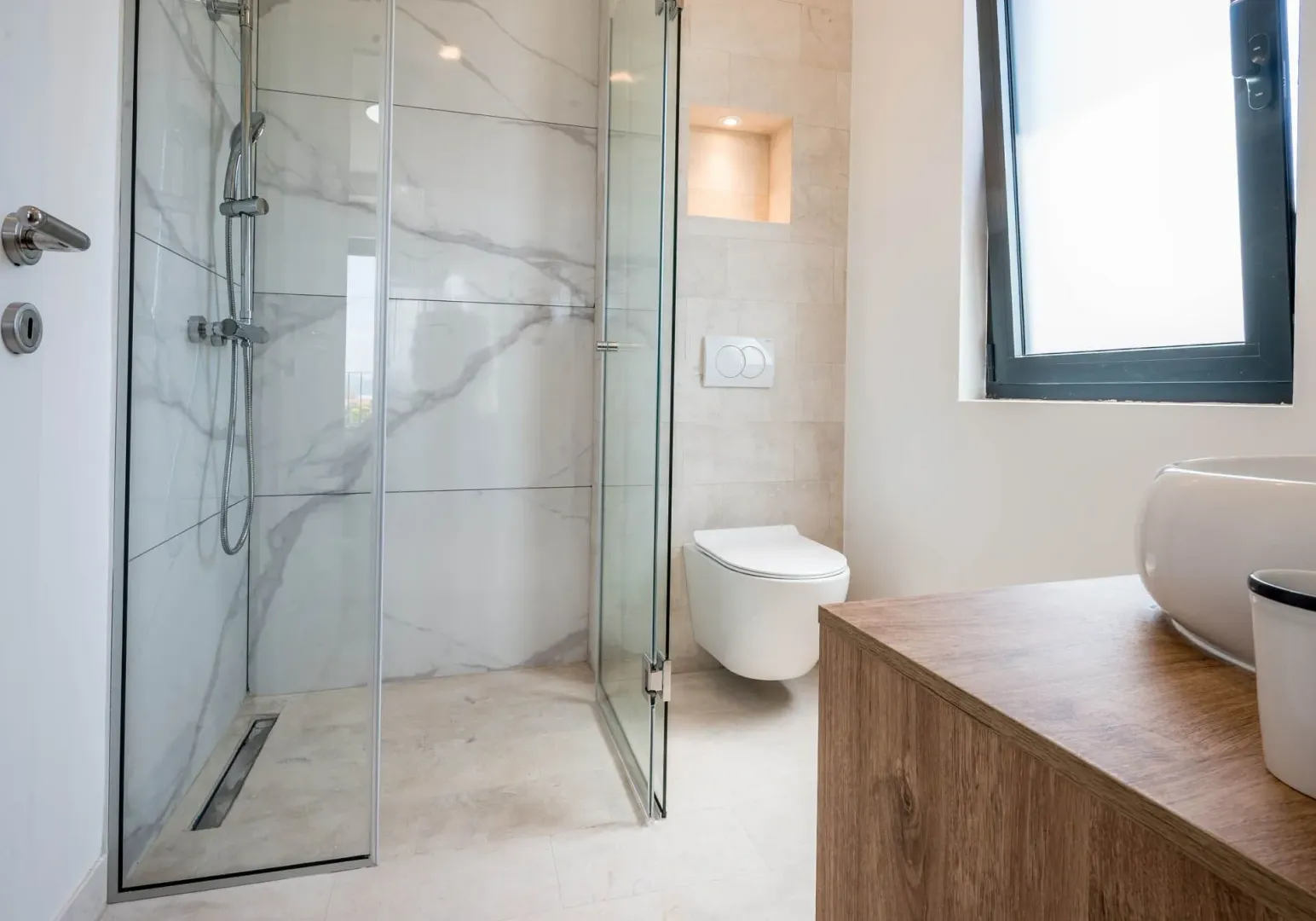 Prodaja, kuća, 250m², Mrčevac, Tivat