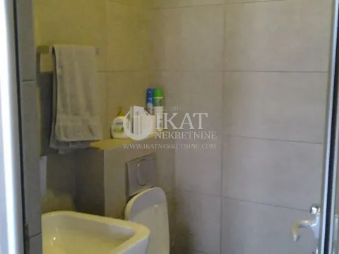 Rent, office space, 1045m², Karlovčić, Pećinci - image 12