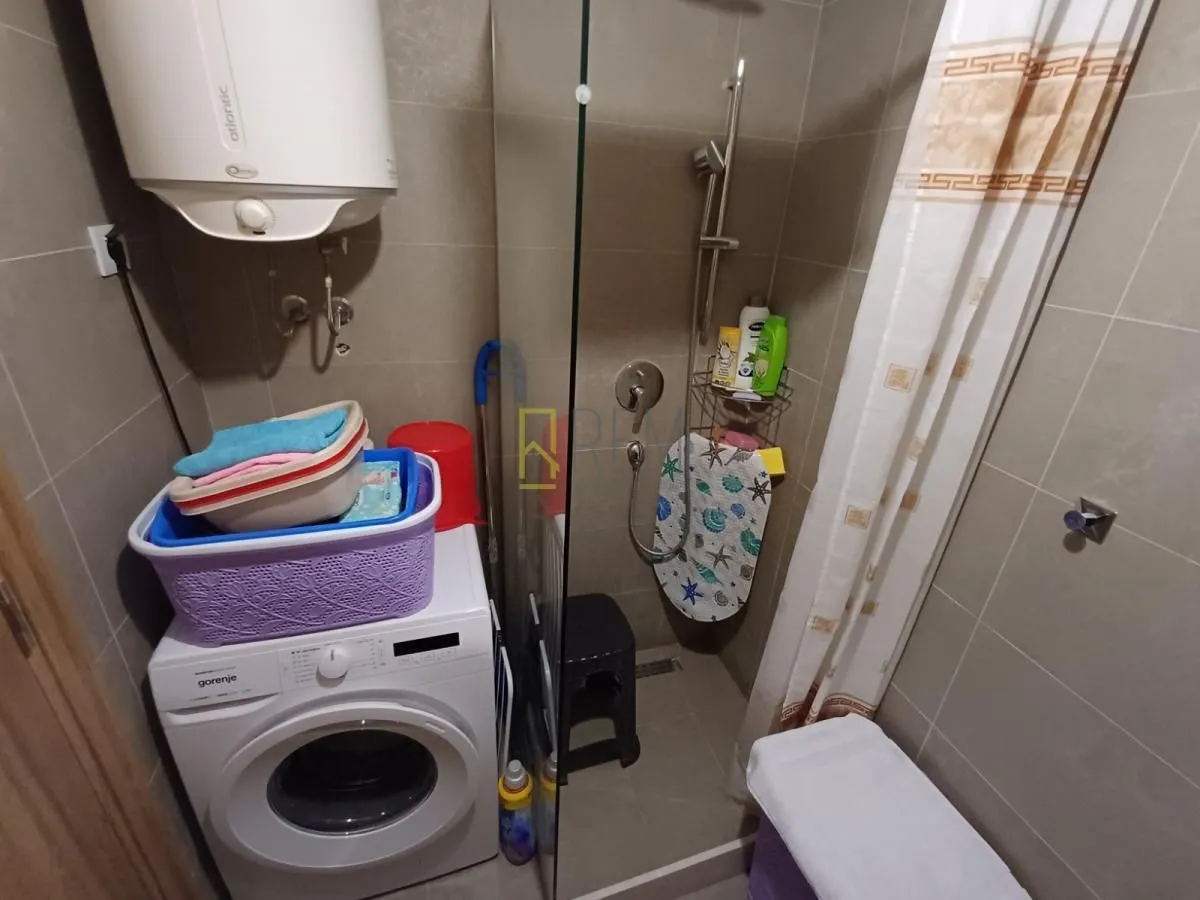 Prodaja, jednosoban stan, 43m², Stari Aerodrom, Podgorica