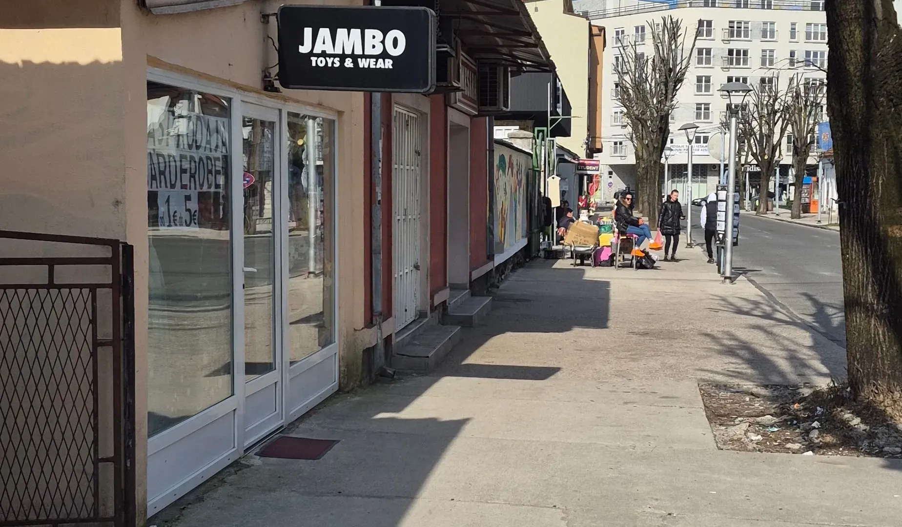Rent, office space, 55m², Centar, Nikšić