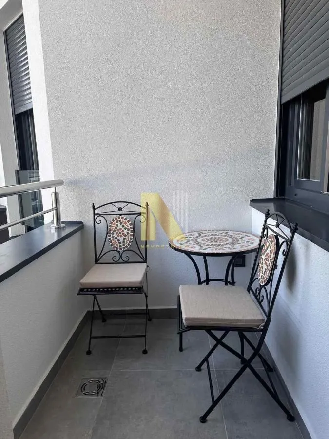 Izdavanje, jednosoban stan, 35m², Grbavica, Novi Sad Sve Podlokacije