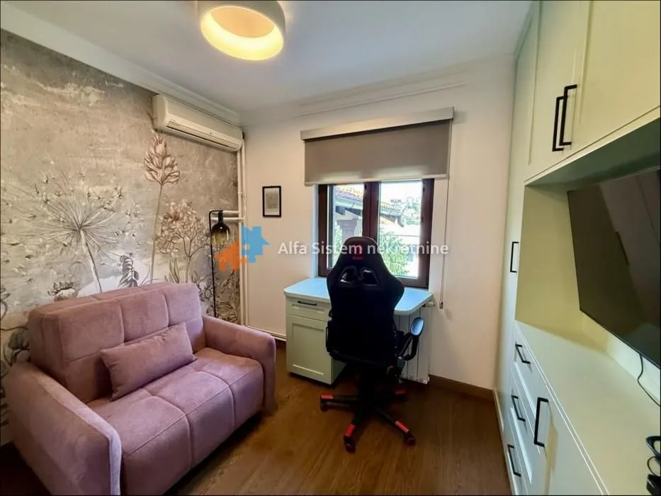 Rent, house, 250m², Višnjička Banja, Palilula Sve Podlokacije