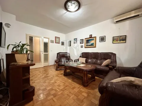 Izdavanje, trosoban stan, 80m², Pobrežje, Podgorica - image 4