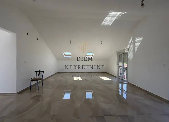 Prodaja, jednosoban stan, 77m², Zabjelo, Podgorica