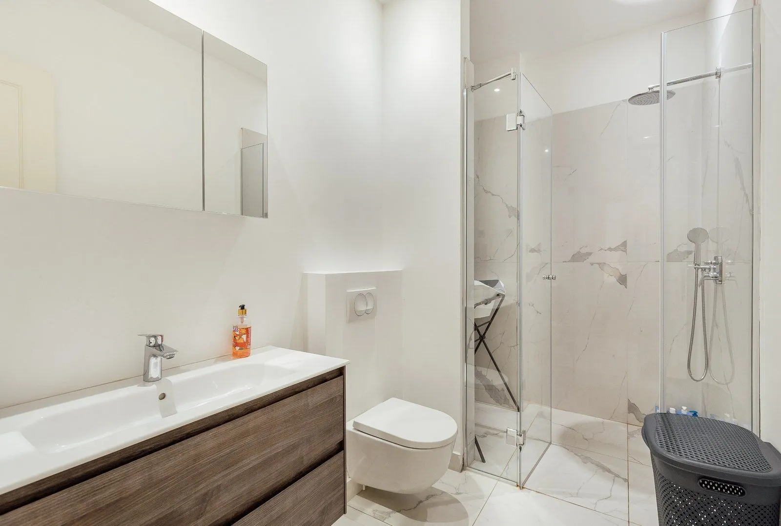 Prodaja, dvosoban stan, 103m², Centar, Tivat