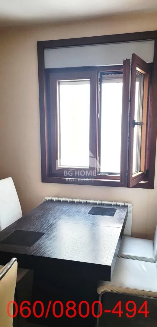 Prodaja, četvorosoban stan, 98m², Đeram Pijaca, Beograd