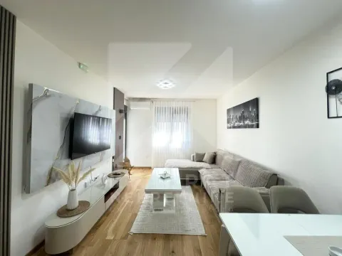 Izdavanje, jednosoban stan, 43m², New City, Podgorica - image 3