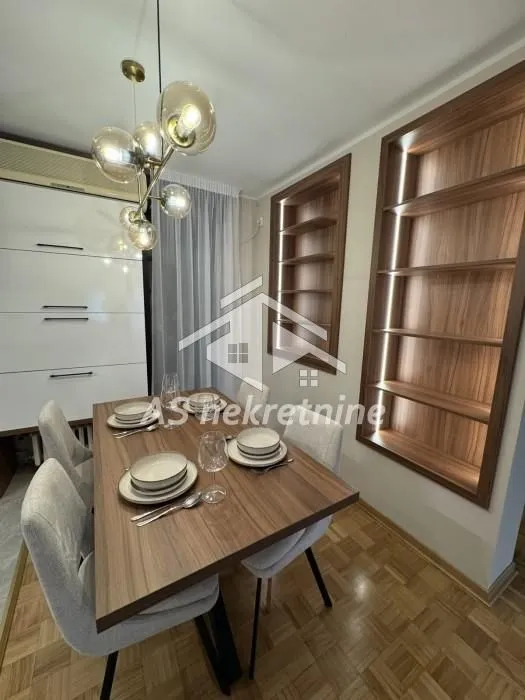 Rent, four bedroom apartment, 86m², Čukarica, Beograd