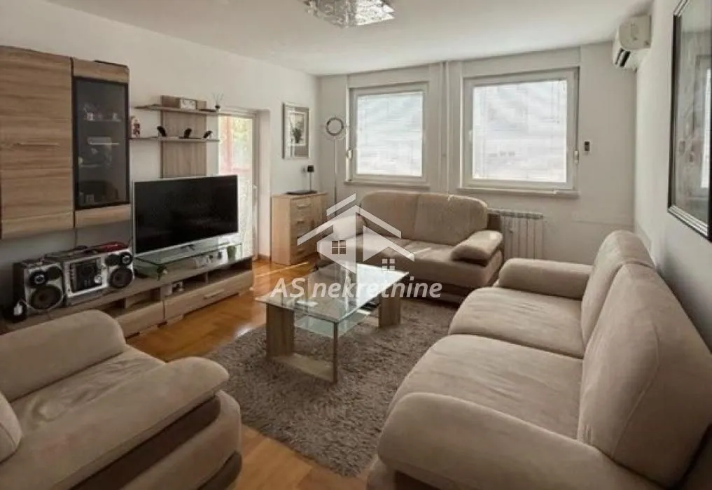 Sale, three bedroom apartment, 85m², Novi Beograd Blok 29, Novi Beograd Sve Podlokacije