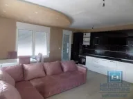 Izdavanje, trosoban stan, 78m2, Centar, Paraćin