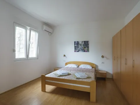Sale, house, 358m², Kostanjica, Kotor - image 18
