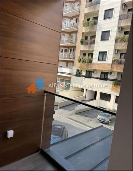 Izdavanje, stan, 40m², Crveni Krst, Beograd