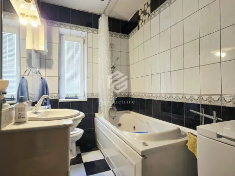 Rent, one bedroom apartment, 53m², Centar, Podgorica - image 12