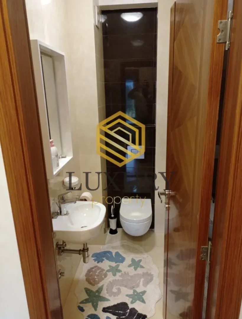 Rent, four bedroom apartment, 130m², Centar, Podgorica