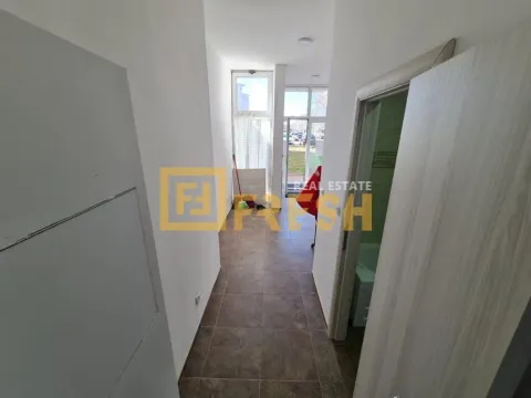 Prodaja, poslovni prostor, 118m², Pobrežje, Podgorica - image 5