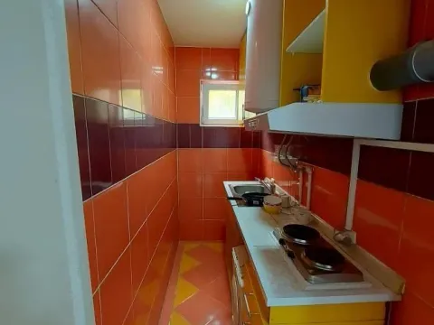 Prodaja, kuća, 168m², Kajsijar, Jagodina - image 16