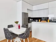 Sale, two bedroom apartment, 74m², Dobrota, Kotor - image 4