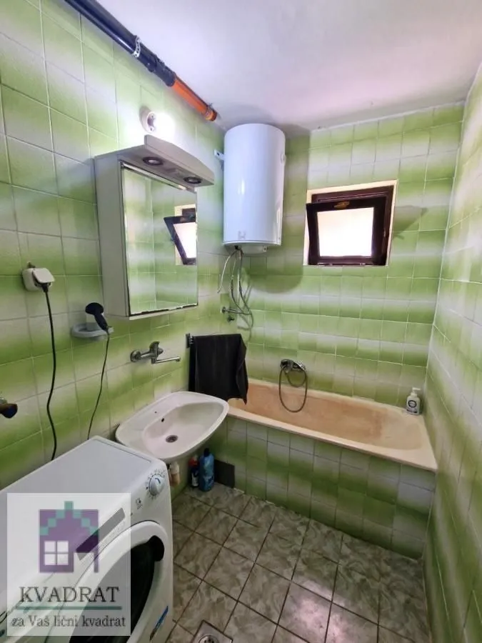 Prodaja, kuća, 219m², Centar, Ub