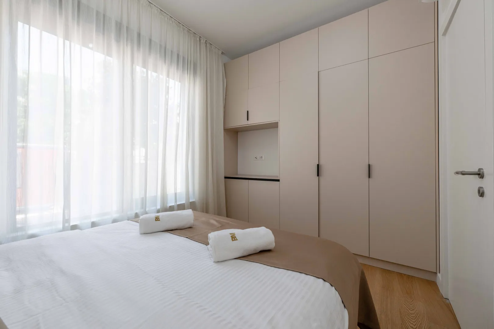 Rent, one bedroom apartment, 51m², Bečići, Budva