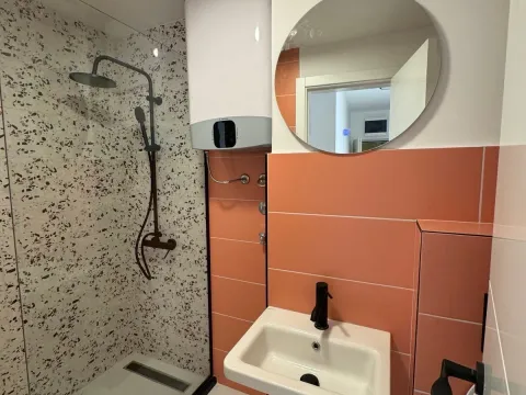 Rent, two bedroom apartment, 66m², Zabjelo, Podgorica - image 7