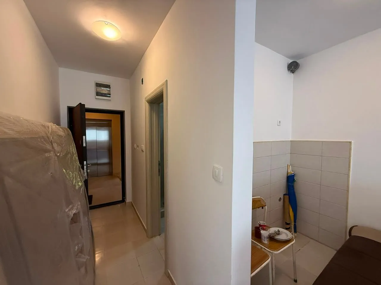 Prodaja, jednosoban stan, 40m², Podmaine, Budva