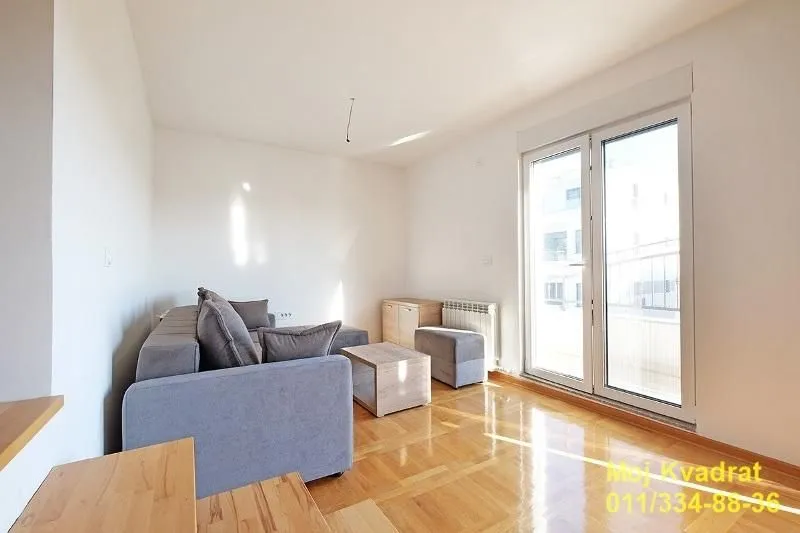 Prodaja, trosoban stan, 93m², Slavujev Venac, Zvezdara Sve Podlokacije