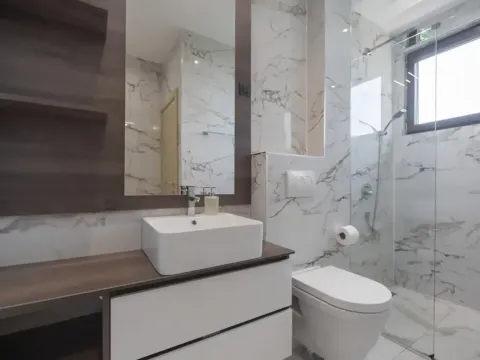 Rent, one bedroom apartment, 35m², Dobra Voda, Budva - image 6