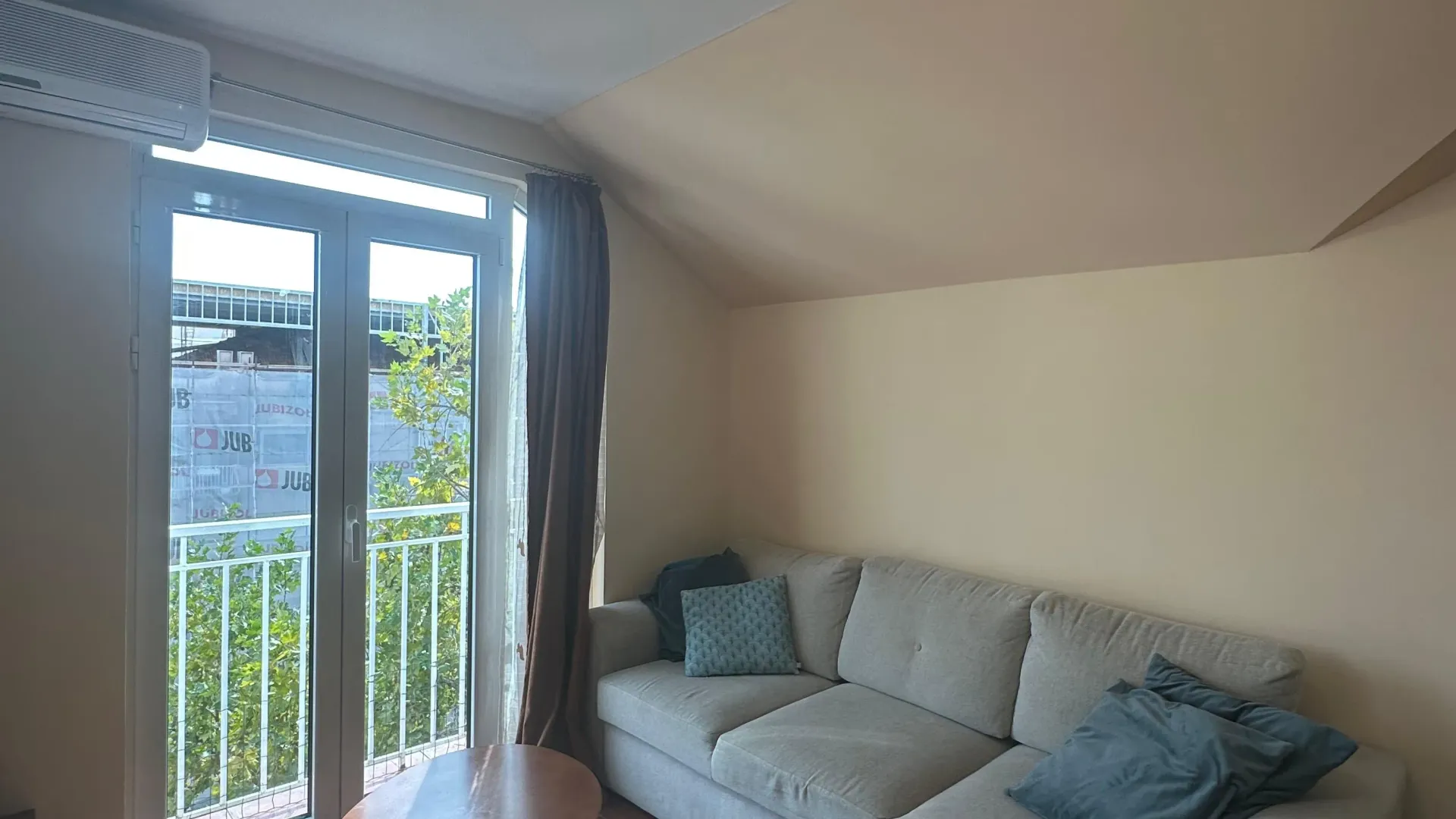 Izdavanje, jednosoban stan, 56m², Centar, Tivat