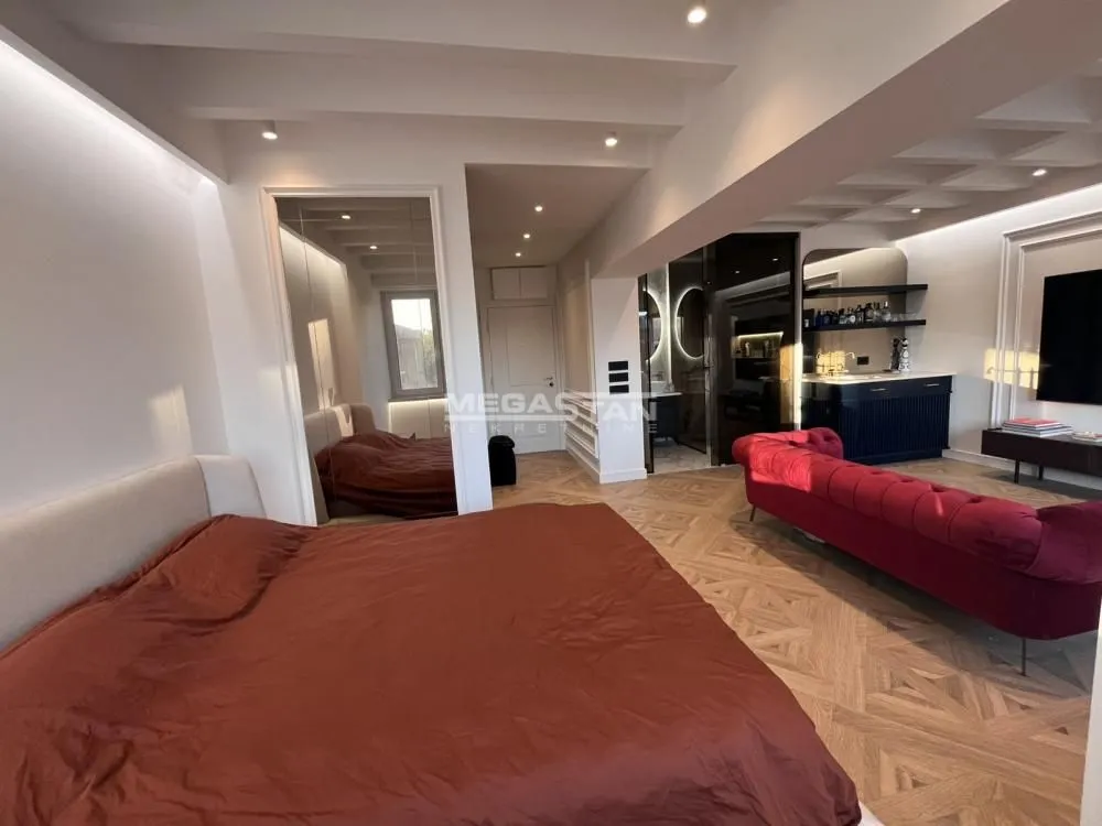 Prodaja, jednosoban stan, 38m², Stari Grad, Beograd