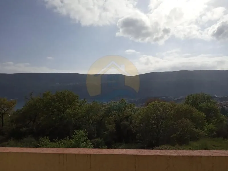 Prodaja, dvosoban stan, 52m², Herceg Novi, Crna Gora