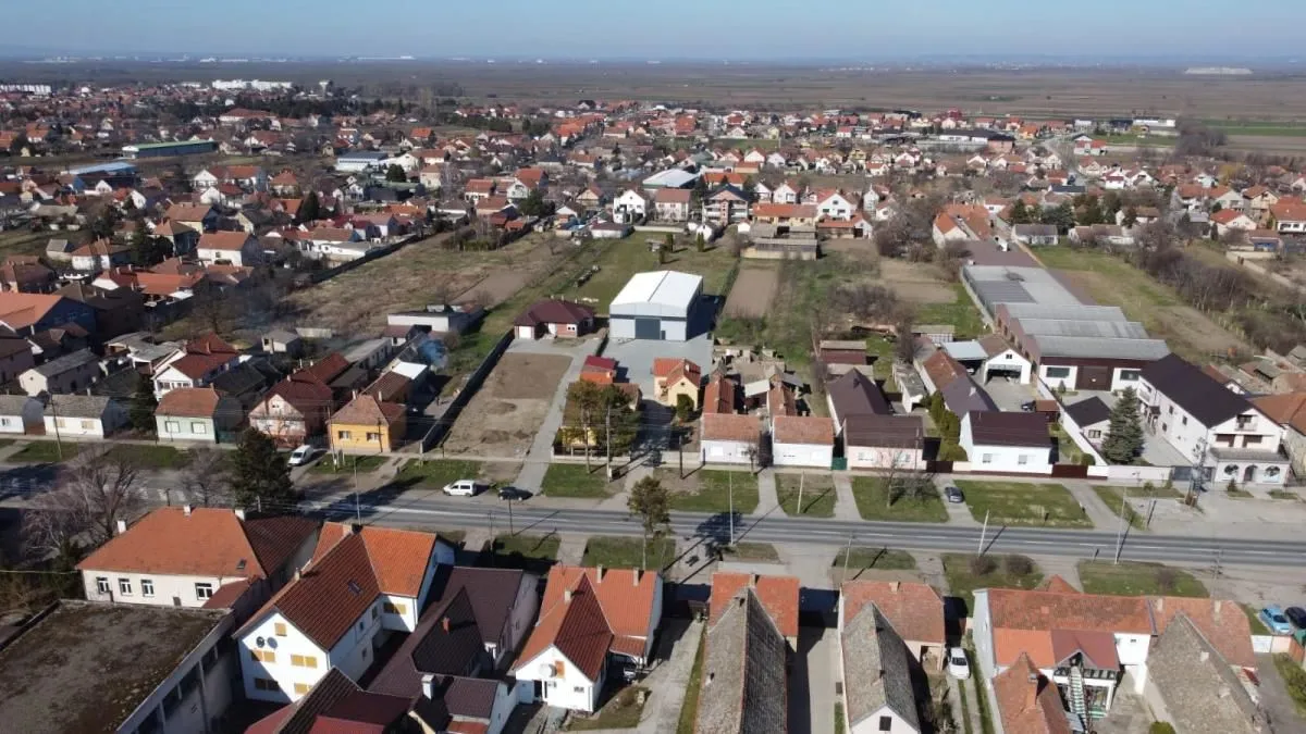 Rent, office space, 465m², Centar, Stara Pazova