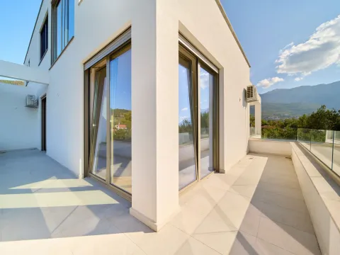 Prodaja, dvosoban stan, 111m², Mrčevac, Tivat - image 4