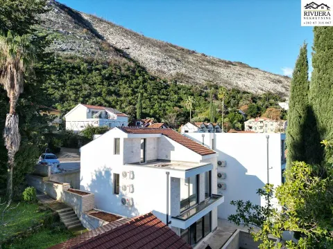 Prodaja, kuća, 237m², Njivice, Herceg Novi - image 25