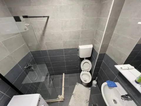 Izdavanje, dvosoban stan, 80m², Zelenika, Herceg Novi - image 7