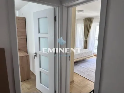 Izdavanje, trosoban stan, 79m², Savski Venac, Beograd - image 6