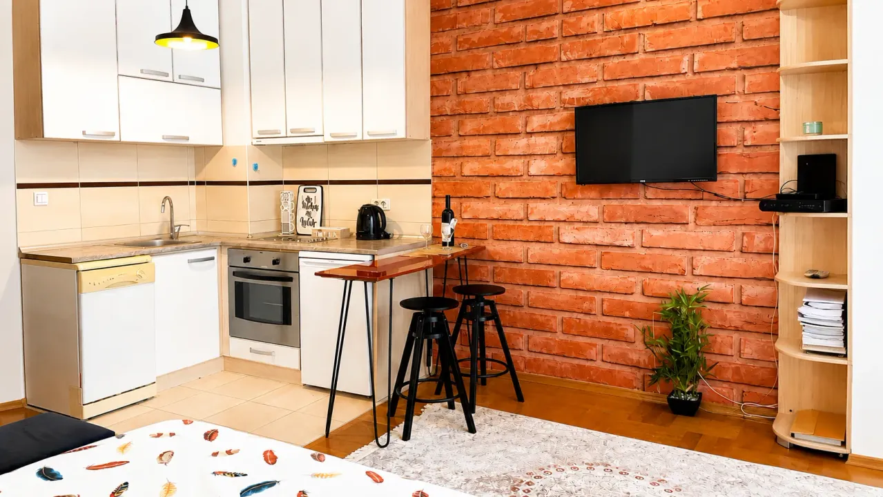 Stan-na-dan, garsonjera, 30m², Kod Big Fashion-a, Podgorica