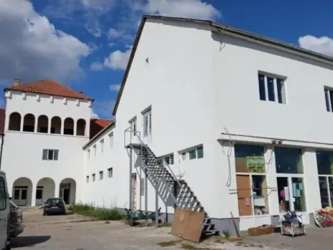 Prodaja, poslovni prostor, 2500m², Titel, Novi Sad - image 7