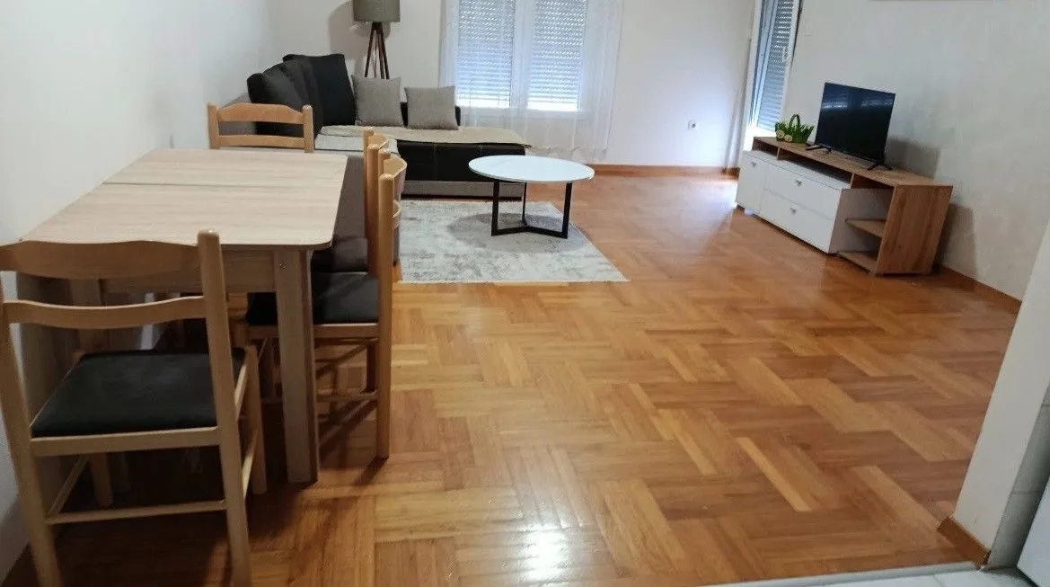 Rent, one bedroom apartment, 52m², Pobrežje, Podgorica